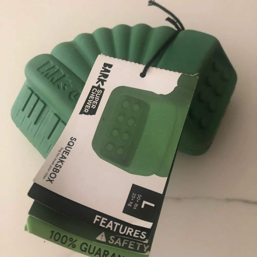 New with tags Bark Super Chewer Squeaksbox